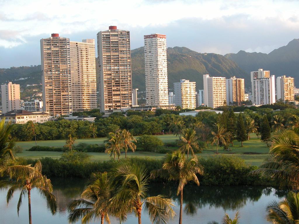 Fairway Villas Honolulu Exterior photo