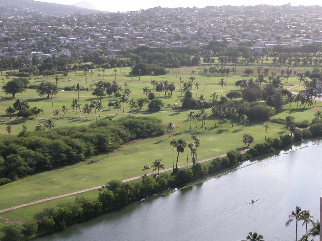 Fairway Villas Honolulu Exterior photo